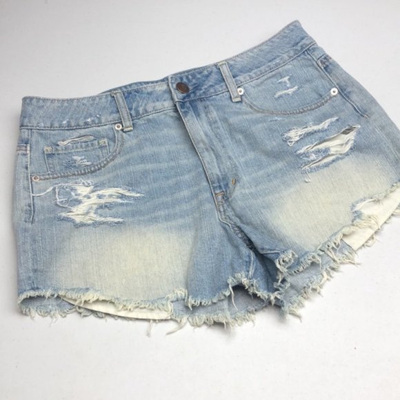 LIKE NEW VINTAGE AMERICAN EAGLE DISTRESS JEAN SHORTS W12/31 🦅 - Picture 2 of 11